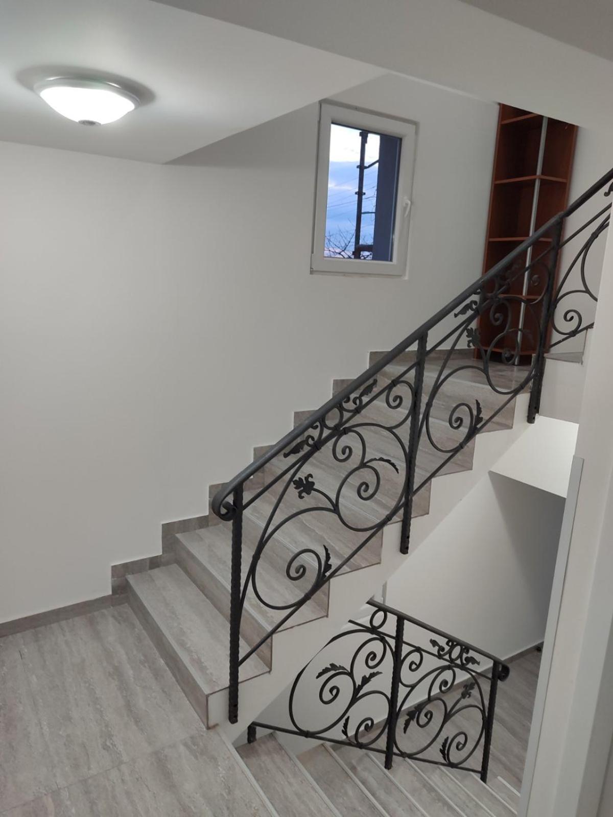 Apartmani Hub Ni Extérieur photo