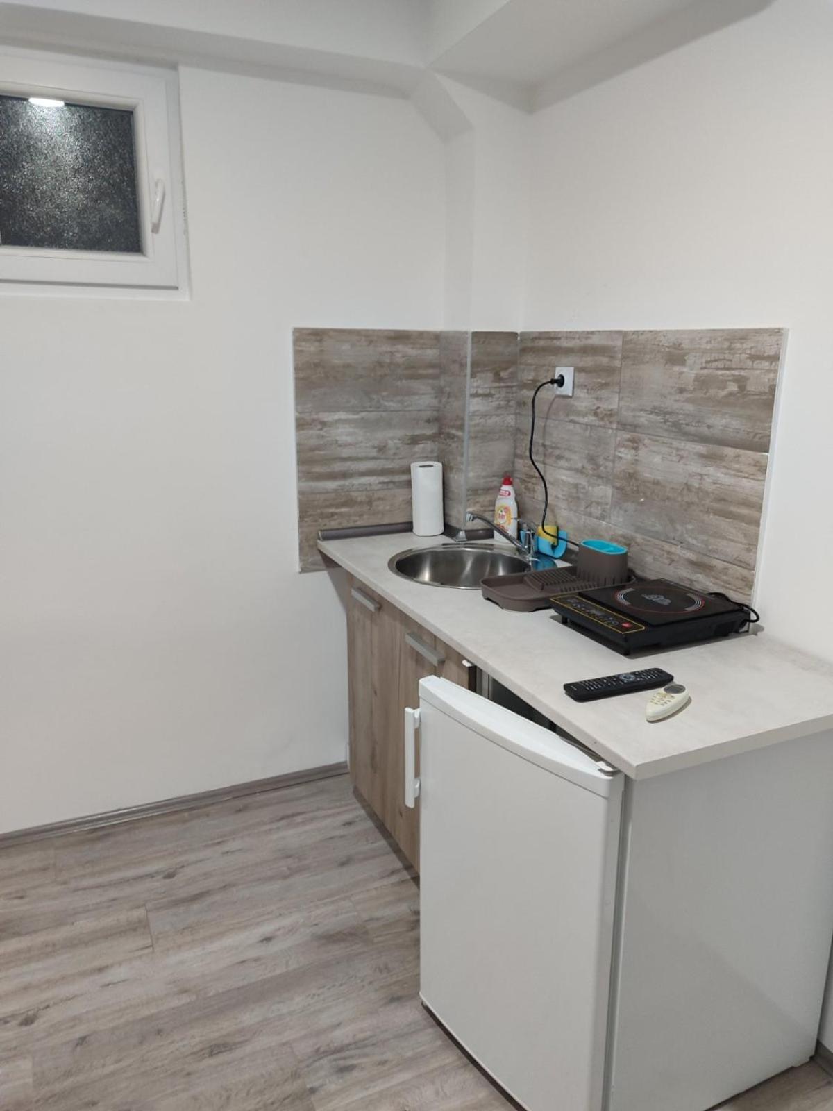 Apartmani Hub Ni Extérieur photo